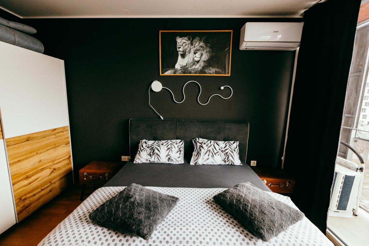 Hermes Apartment & 2 Free Garage Secured Parkings Ljubljana Exterior foto